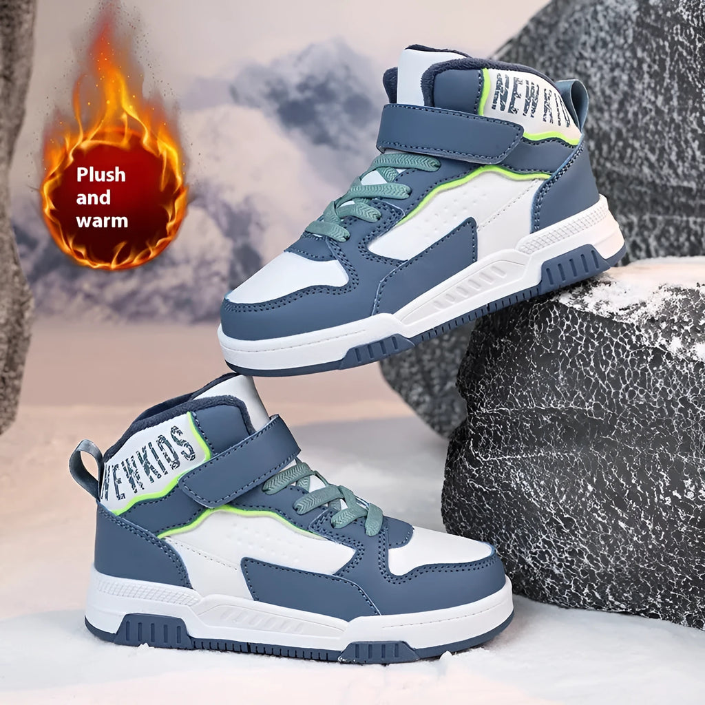 Casual leather board shoes high-top velvet thermal with Velcro fastening in Black and Green colour option