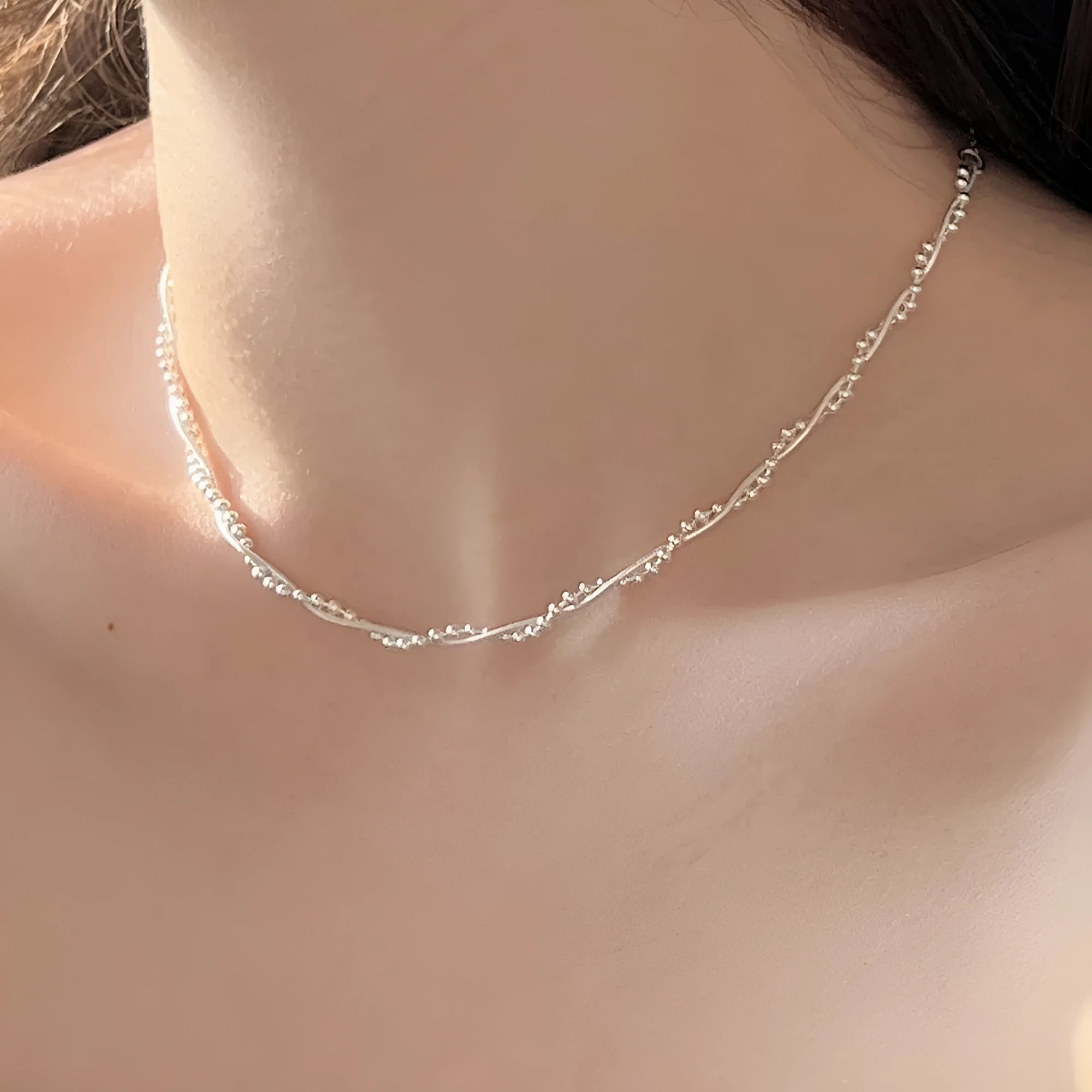 925 sterling silver geometric necklace for women with electroplated silver finish