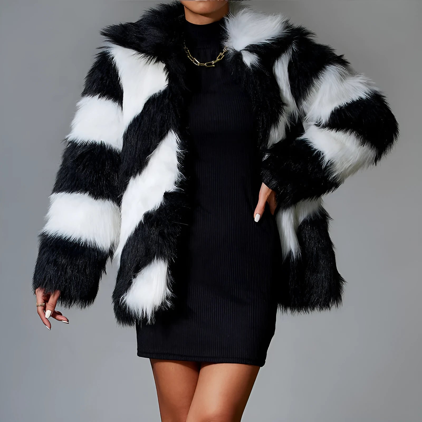 Women's faux fur coat with contrast lapels and fur collar in picture colour