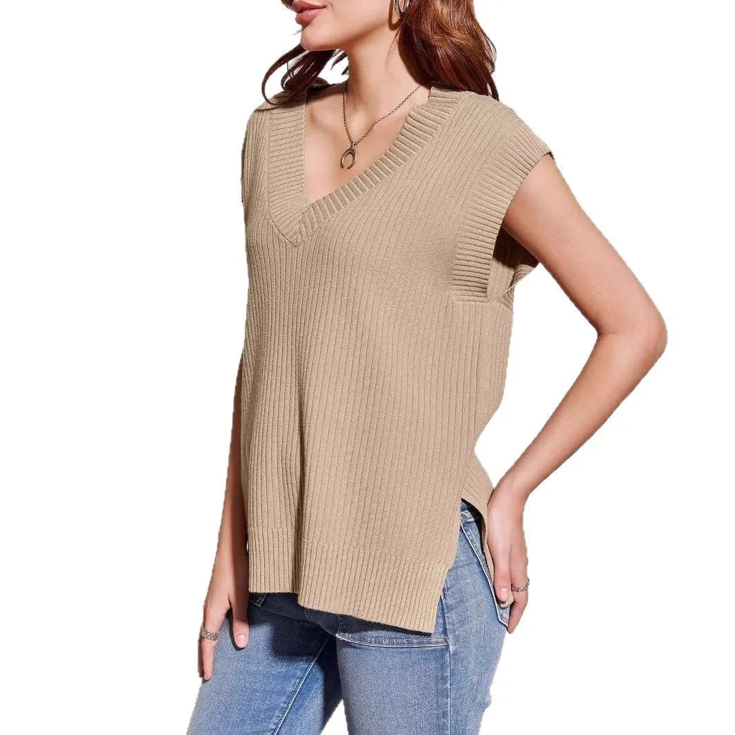 V-neck sleeveless pullover vest in camel or white viscose fibre with loose fit