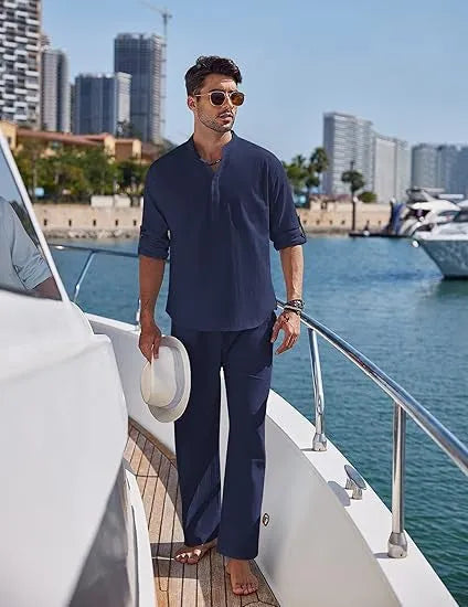 Men's casual cotton two-piece suit with long sleeves and trousers in a solid colour