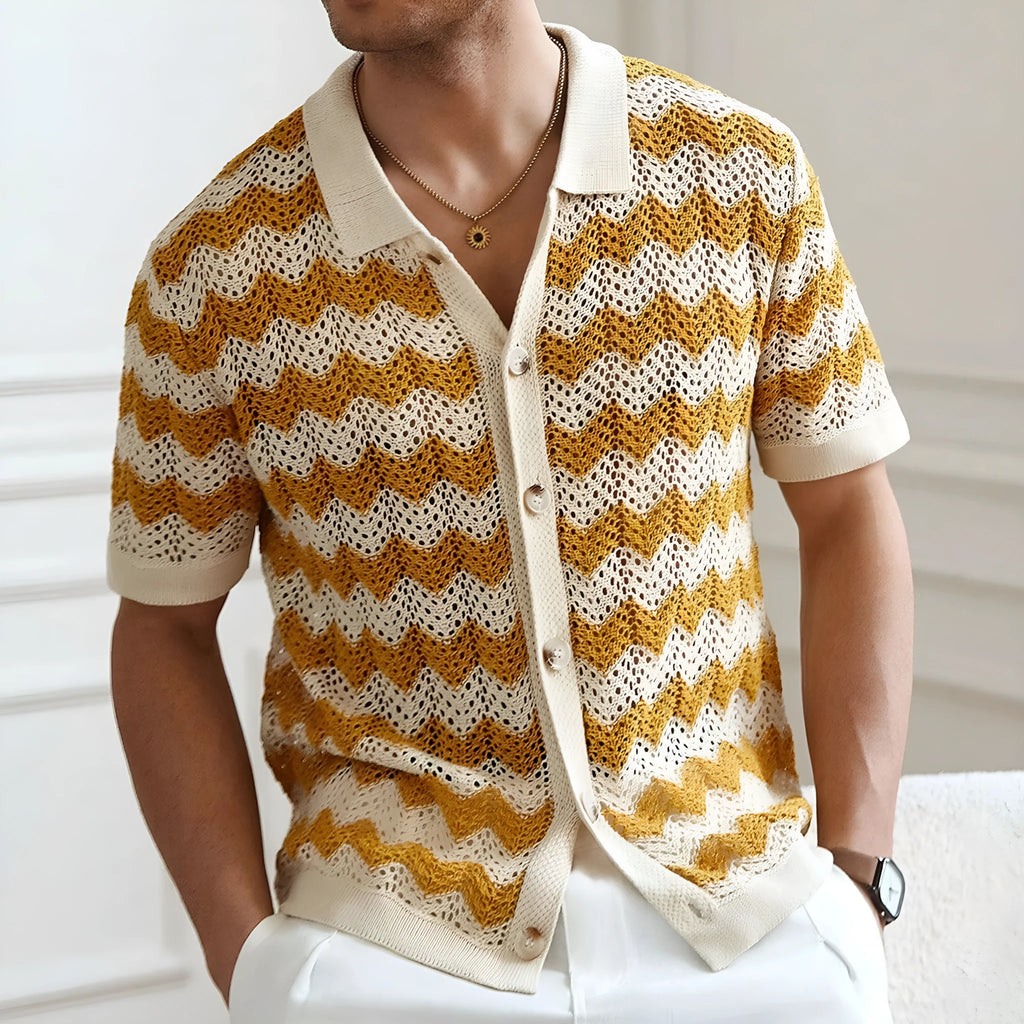 Short sleeve yellow sweater with corrugated jacquard texture and flocking detail on Tencel viscose fabric