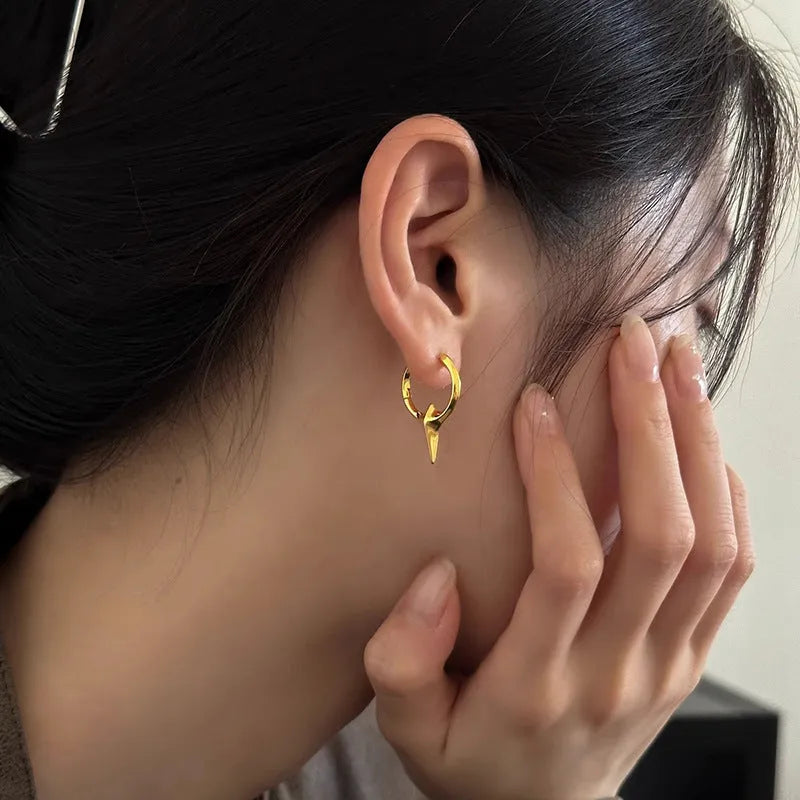 Geometric star ear clips for women with electroplated copper and white gold plating
