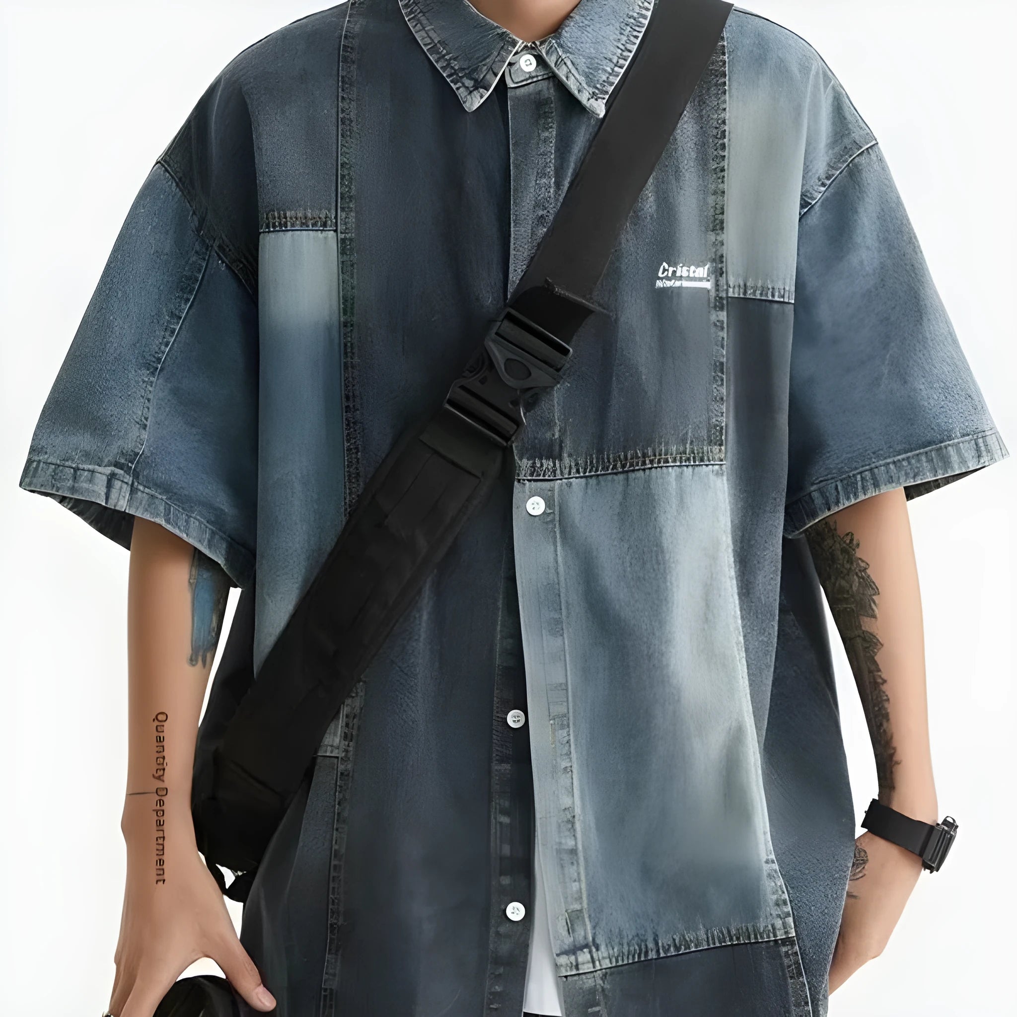 Blue Japanese-style retro denim shirt for men with loose cardigan fit and washed stitching