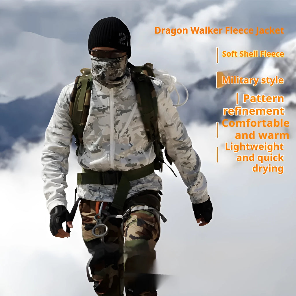 Men's camouflage combat-style fleece coat for outdoor mountain climbing.