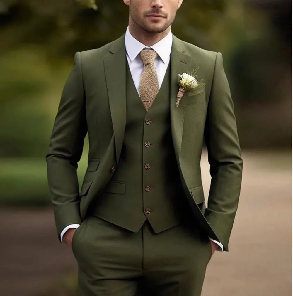 Men's slim fit three-piece business suit in chemical fibre blend polyester fabric