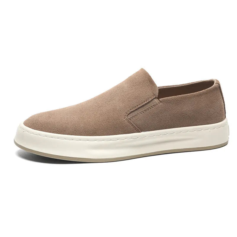 Men's casual PU leather shoes in grey colour with round toe and mid heel
