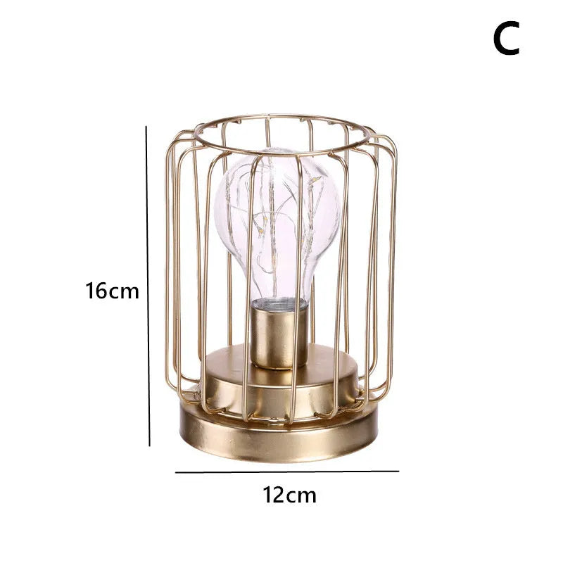 Geometric candle pendulum shaped decorative light ornament in electroplated iron with a Nordic style.