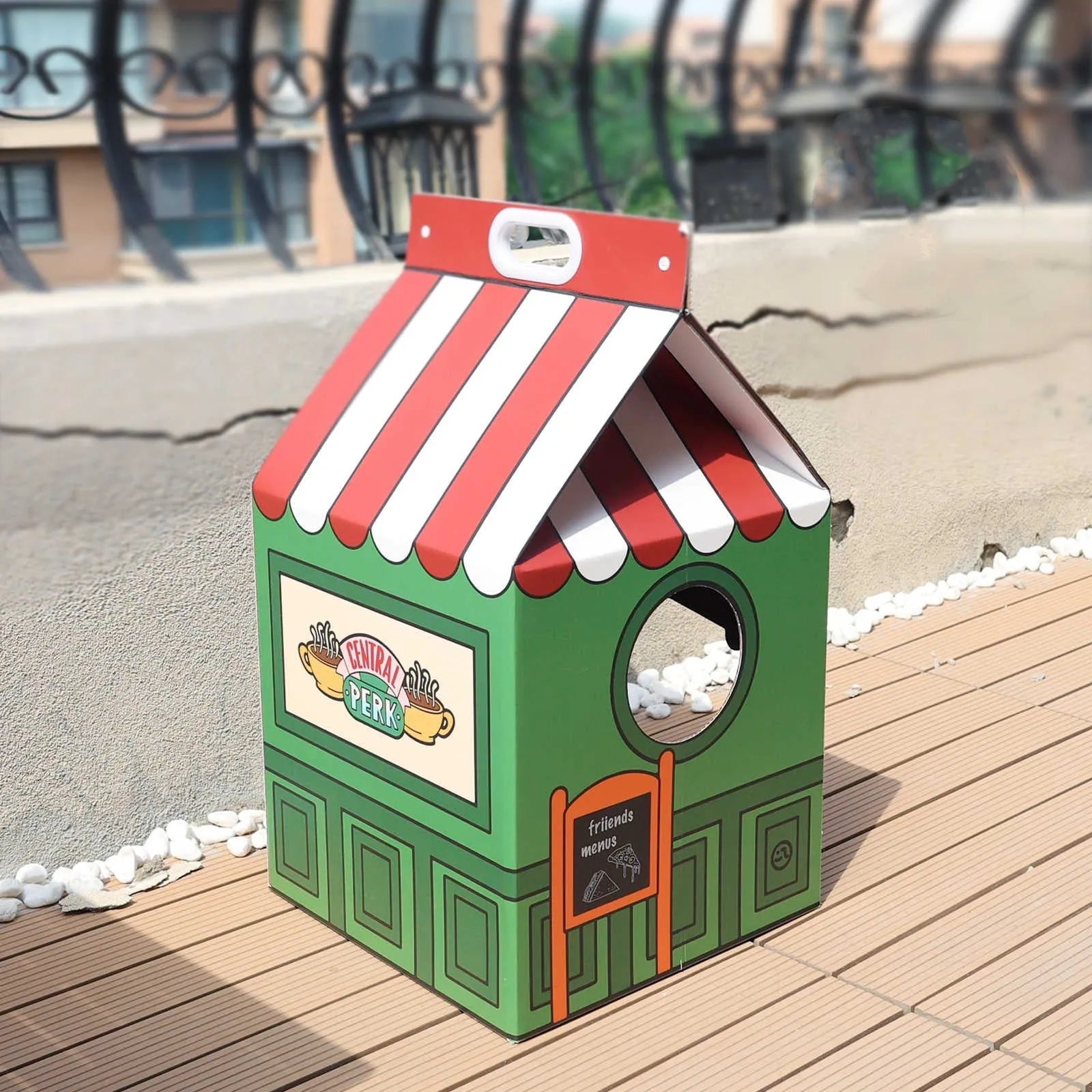 Central Perk theme cat house made from corrugated paper, 56cm height, for scratching and resting