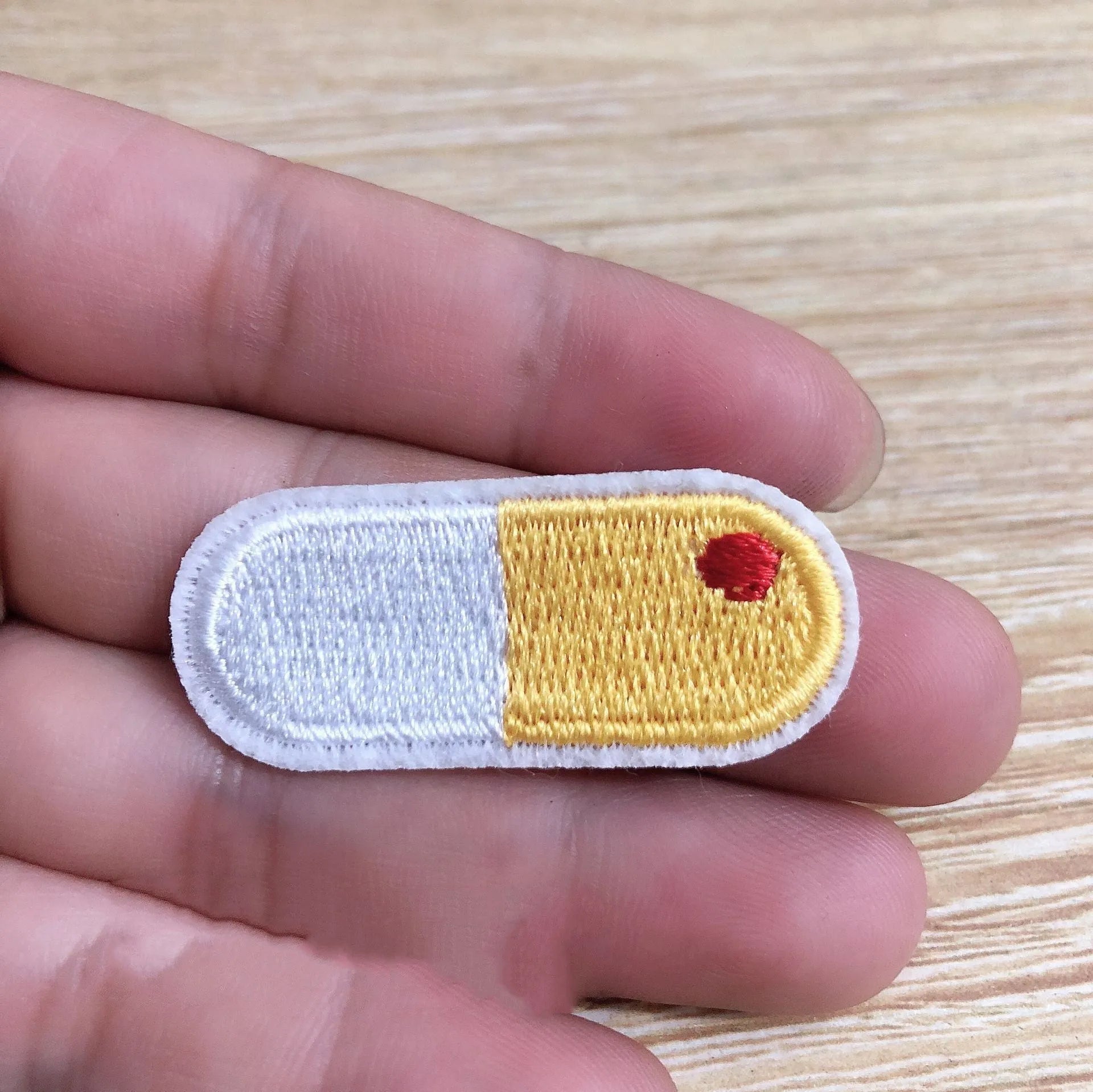 Embroidered textile patch badges with detailed lace craft embroidery for clothing decoration