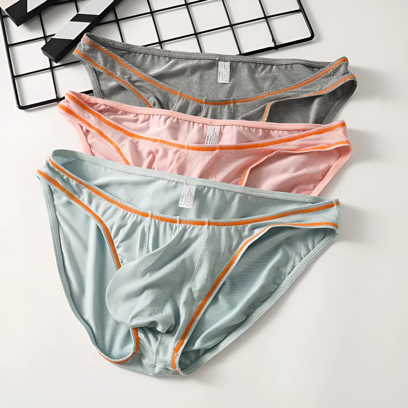 Men's modal fabric ice silk underwear with butt-lift design in five colour options