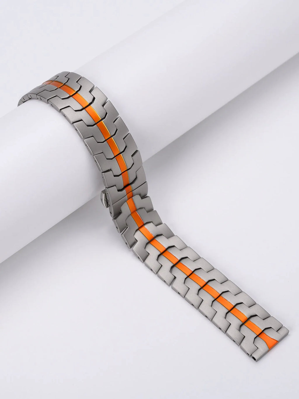 Stainless steel Samsung smartwatch replacement band in multiple metallic colours with universal 20mm and 22mm sizing