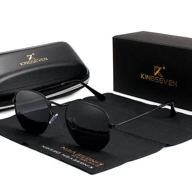 Classic round retro sunglasses for men, model A145124, on display.