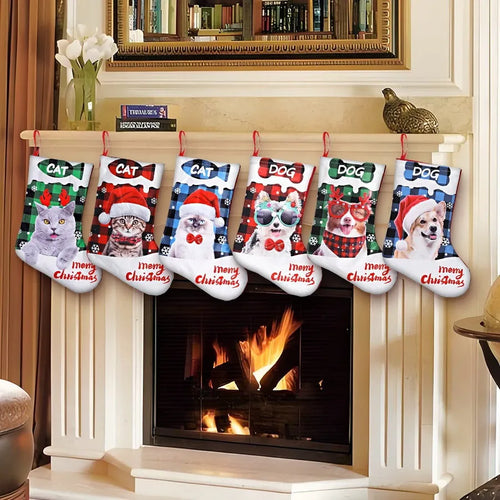 Green and black plaid cat design cloth Christmas decoration measuring 26 by 36 centimetres