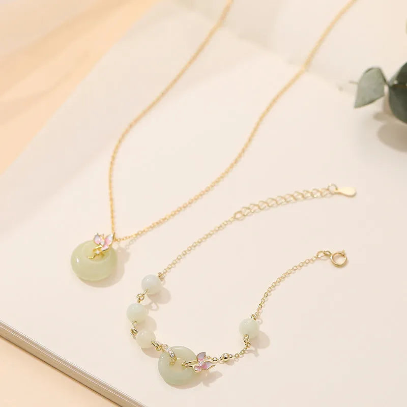 925 silver orchid necklace with safe buckle and floral geometric pendant on O-ring chain