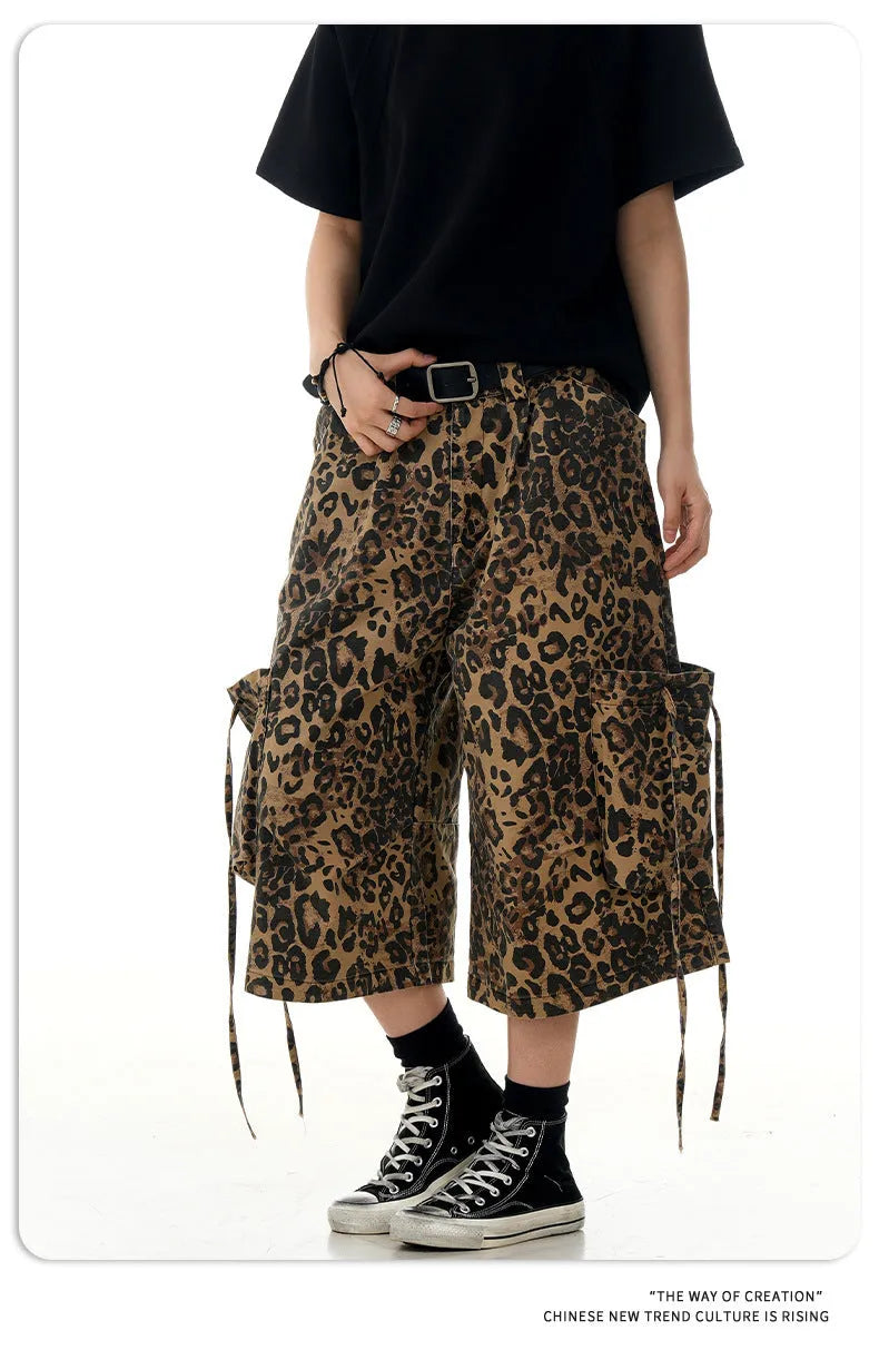 Women's leopard print cropped trousers with high waist and straight leg cut