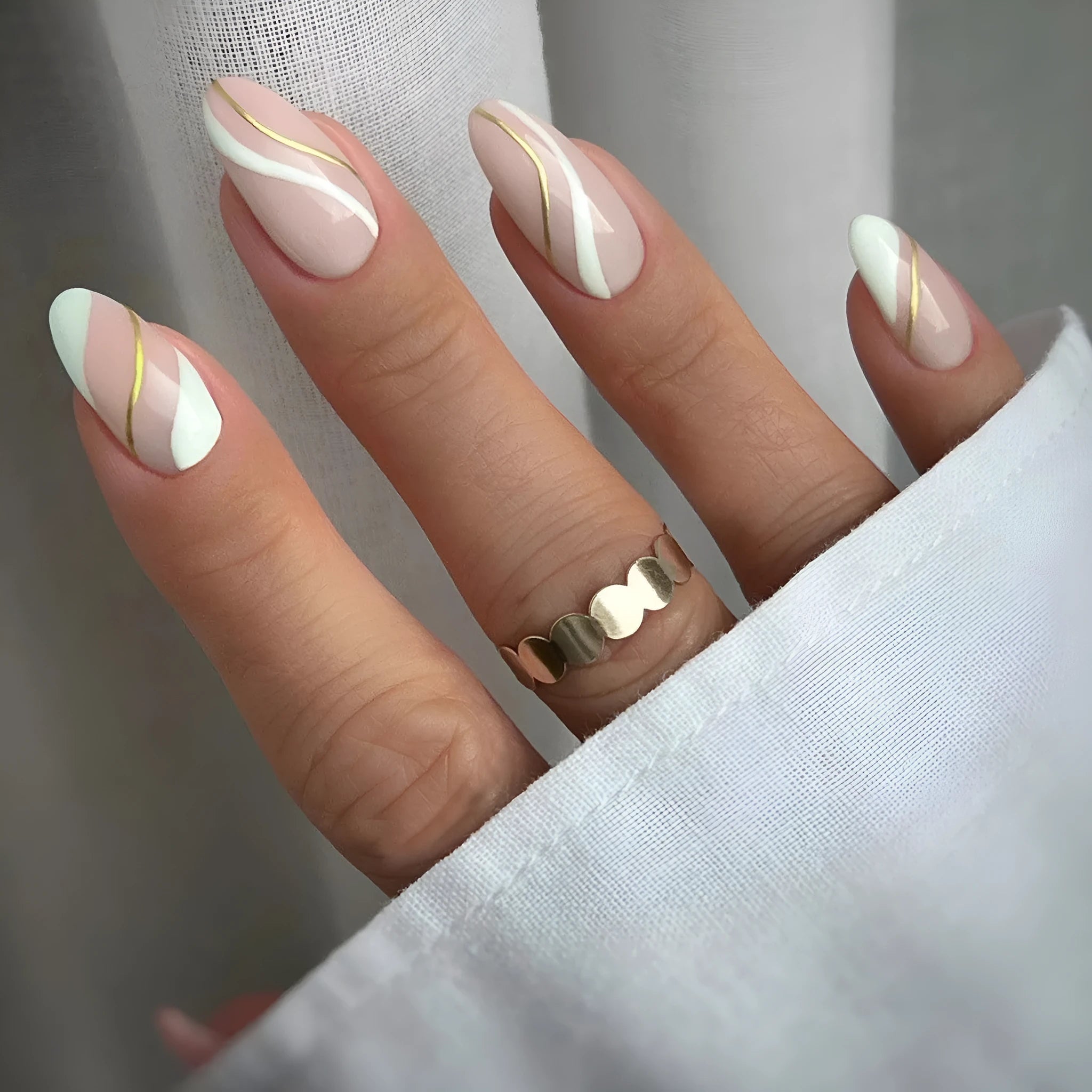 Wearable nail stickers with plaid pattern and translucent jelly glue finish in medium drop shape