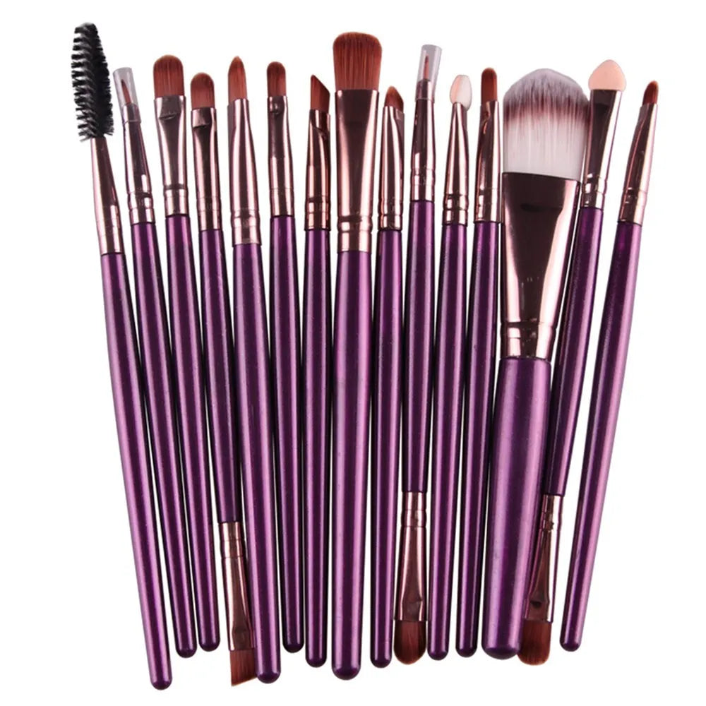 18-piece makeup brush set with fan brushes arranged on a table.