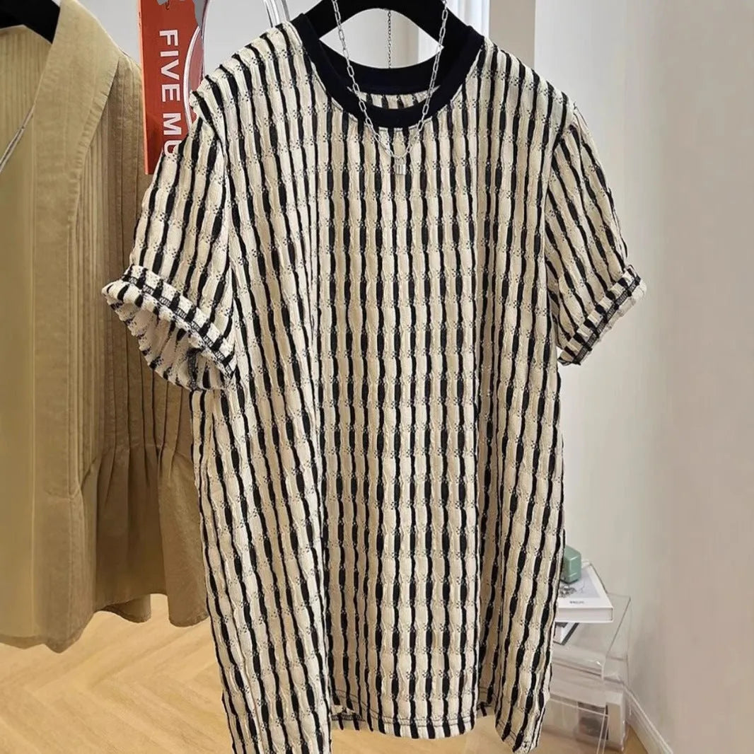 Black striped men's loose-fit short sleeve casual shirt made from linen and silk fabric