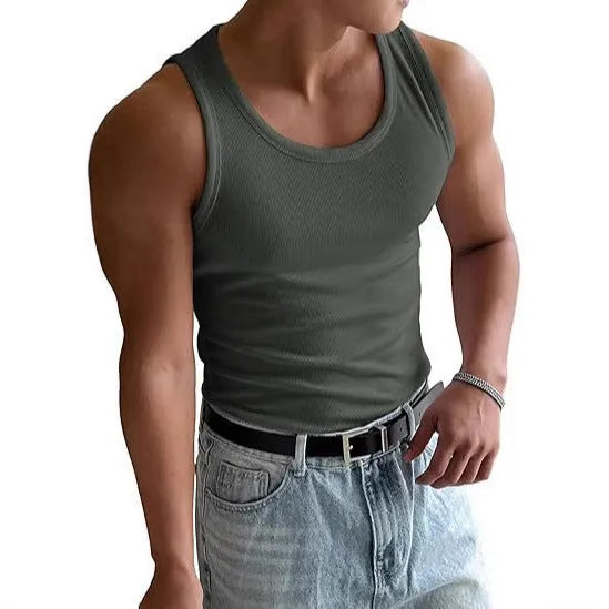 Men's tight-fit polyester fitness t-shirt with wool lining for gym workouts