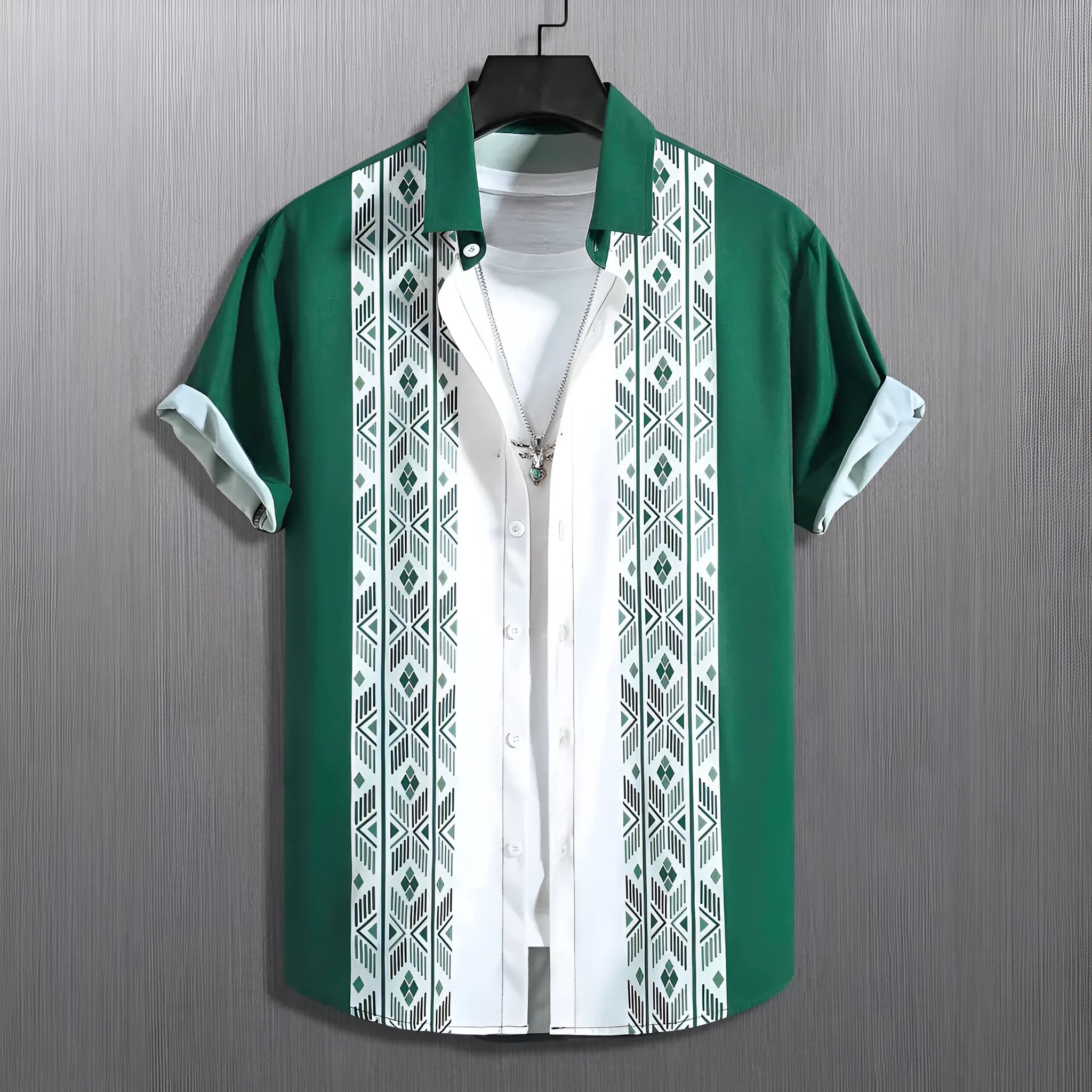 Men's loose fit plaid short-sleeve shirt with cardigan lapel in stretch polyester fabric