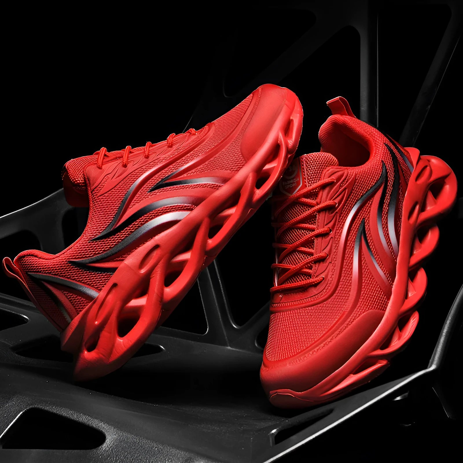 Men's Korean style mesh casual running shoes with carved wing pattern, round toe, foam sole, black and white colour