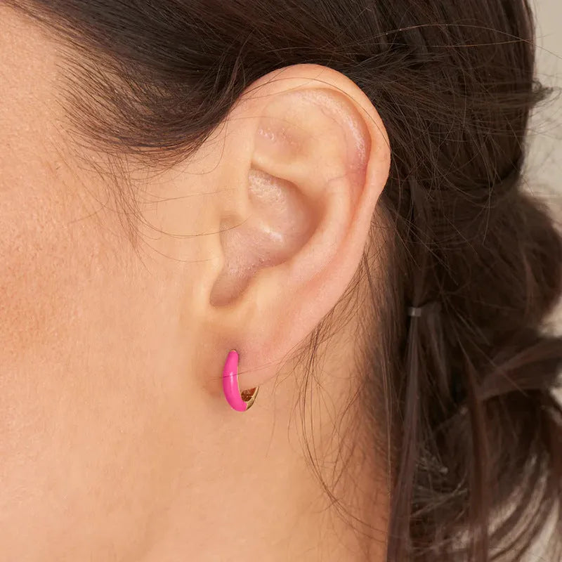 Oval curved women's earrings with colourful epoxy drip coating in geometric U-shape design.