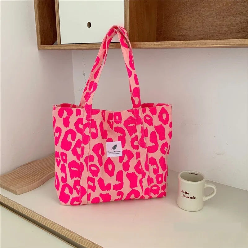 Large canvas shoulder bag for women with three-dimensional pocket in Oxford cloth fabric