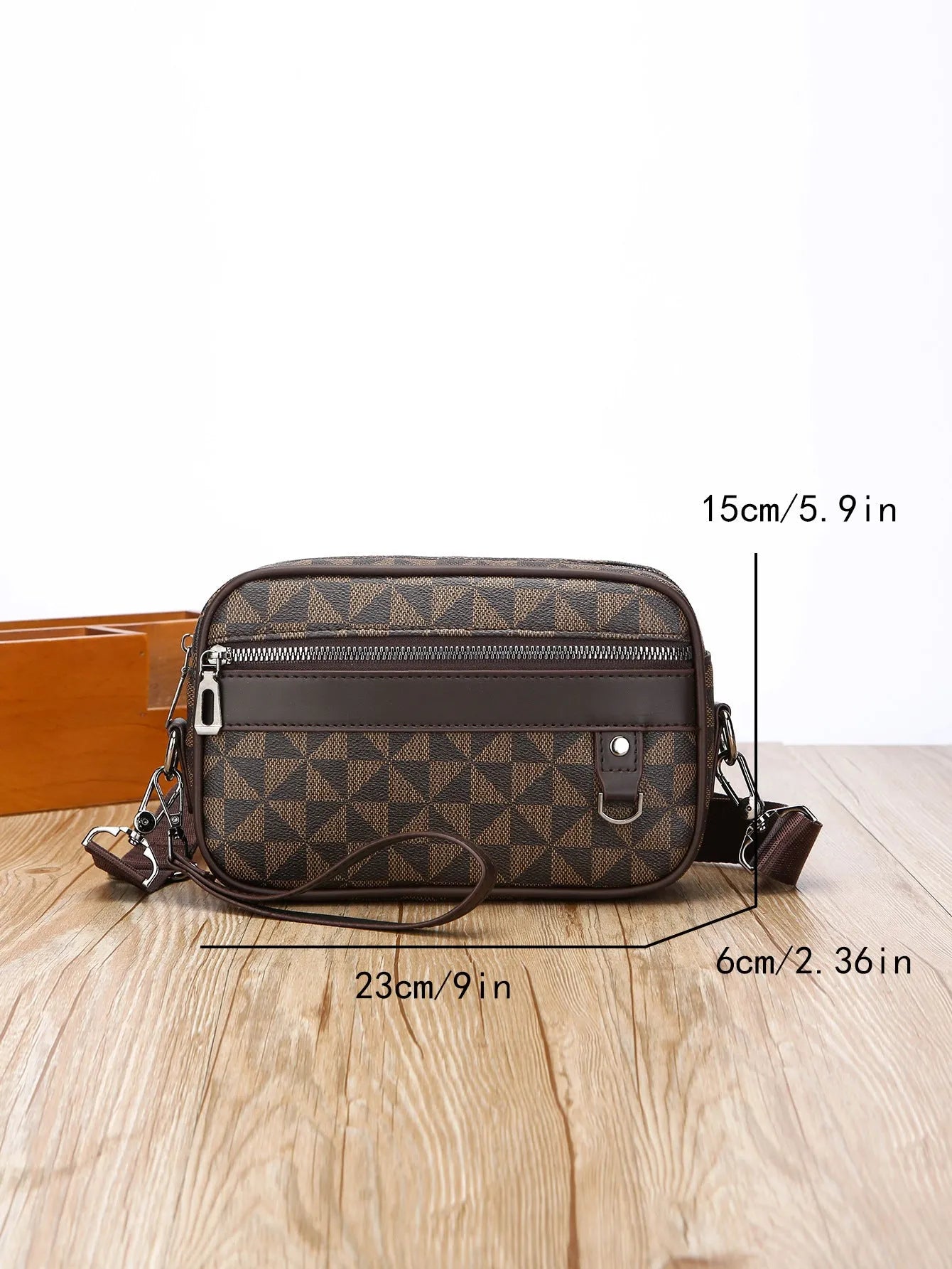 Men's geometric pattern messenger bag with shoulder strap and handheld option in black colour