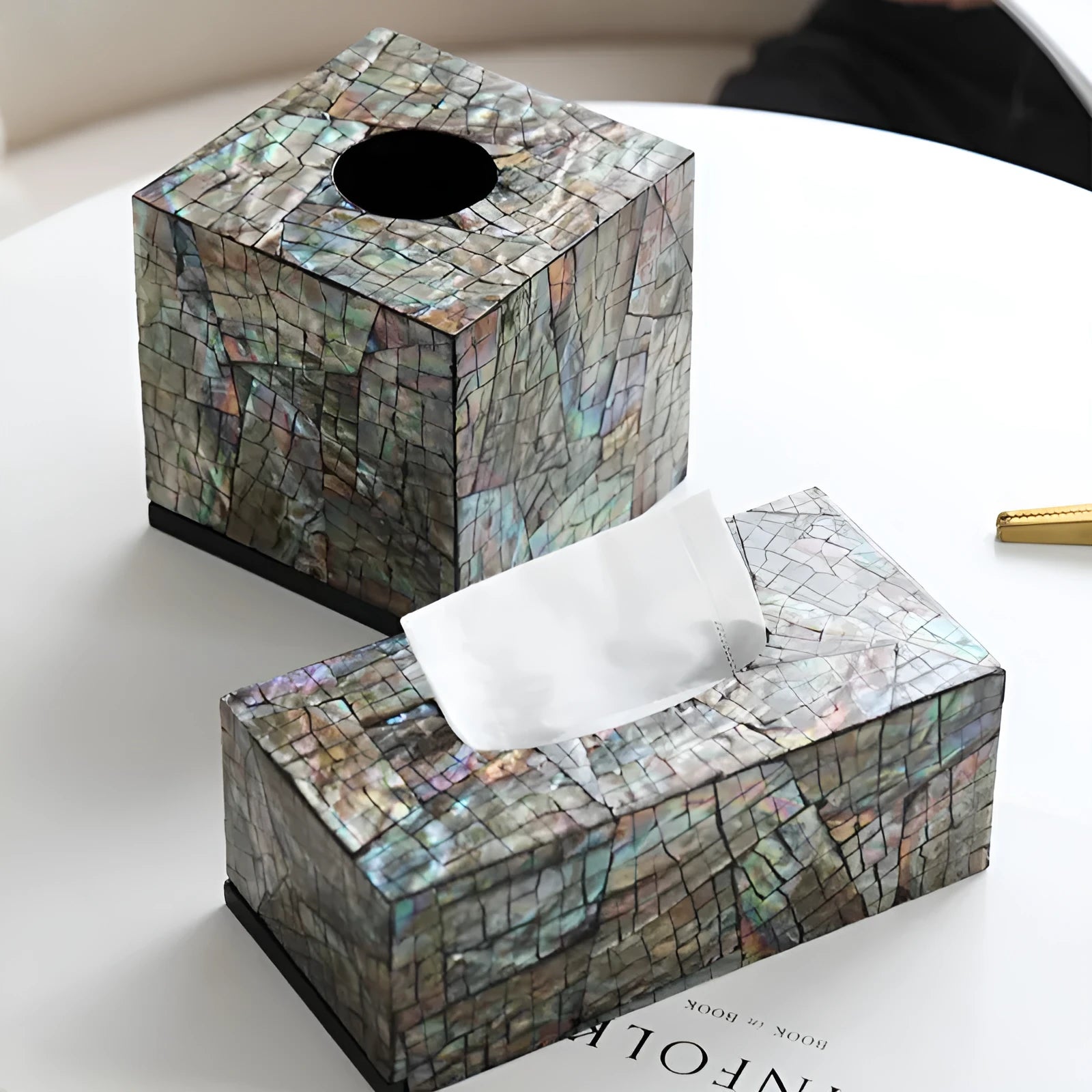 Black natural shell tissue box for coffee table decoration and storage