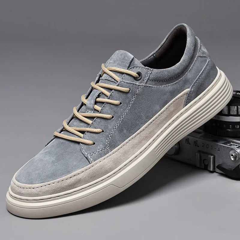 Men's grey and sand casual skate shoes with pigskin upper and rubber sole for all-season wear