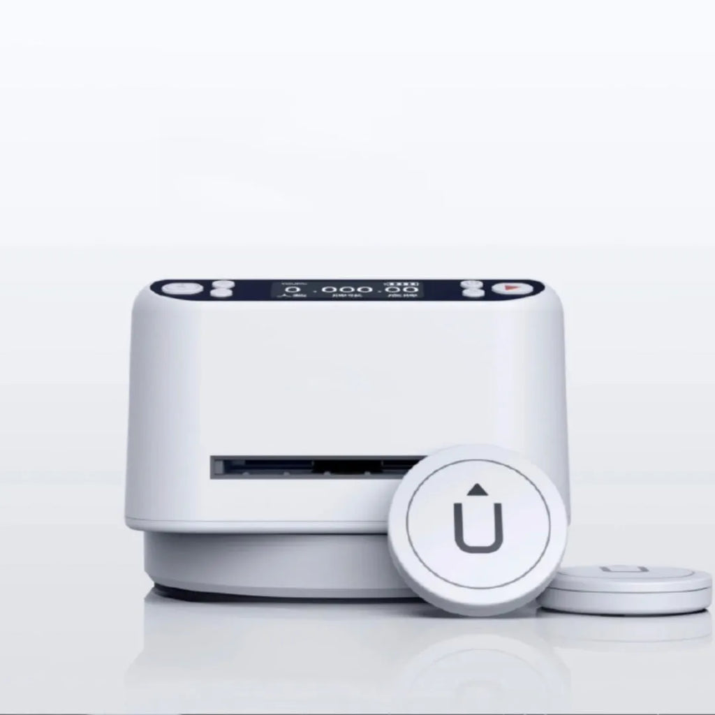 Third generation plastic automatic poker dealing device with card dispenser