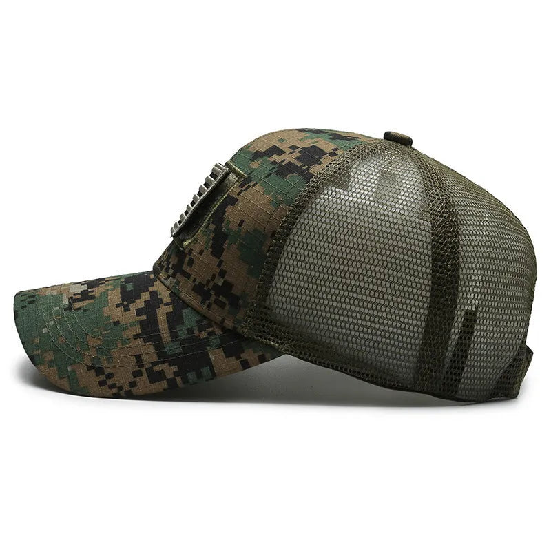 Tactical camouflage baseball hat with Velcro tear mark and adjustable strap in cotton fabric