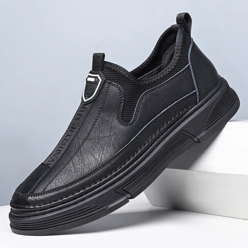 Men's black and brown casual leather shoes with a round toe design