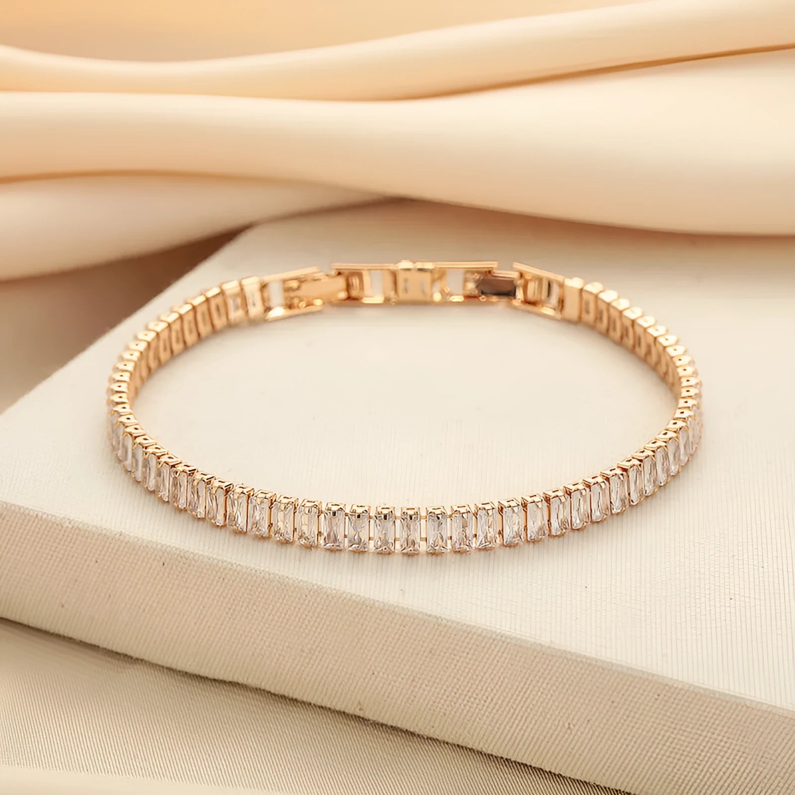 Women's European style quadrilateral geometry full diamond bracelet in champagne gold or silver