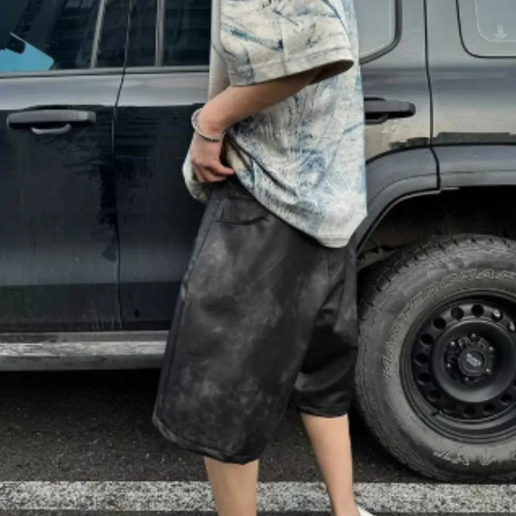 Korean style loose fit T-shirt with summer washing effects and round neck design