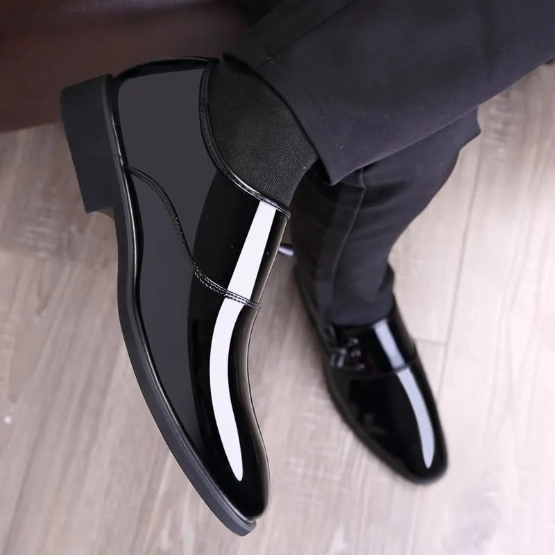 Men's black and brown formal business shoes with square heel and round toe design