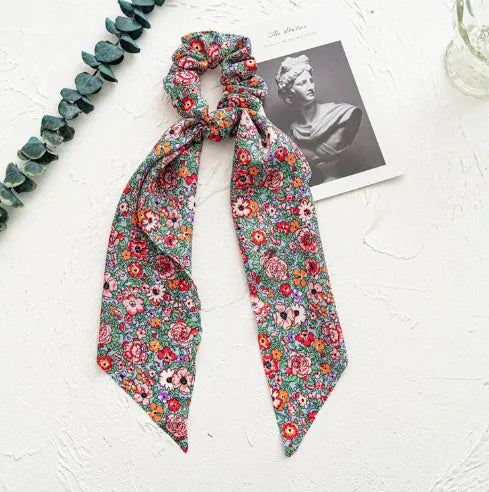 Large intestine ring cloth hairband with floral design in spring dark green colour
