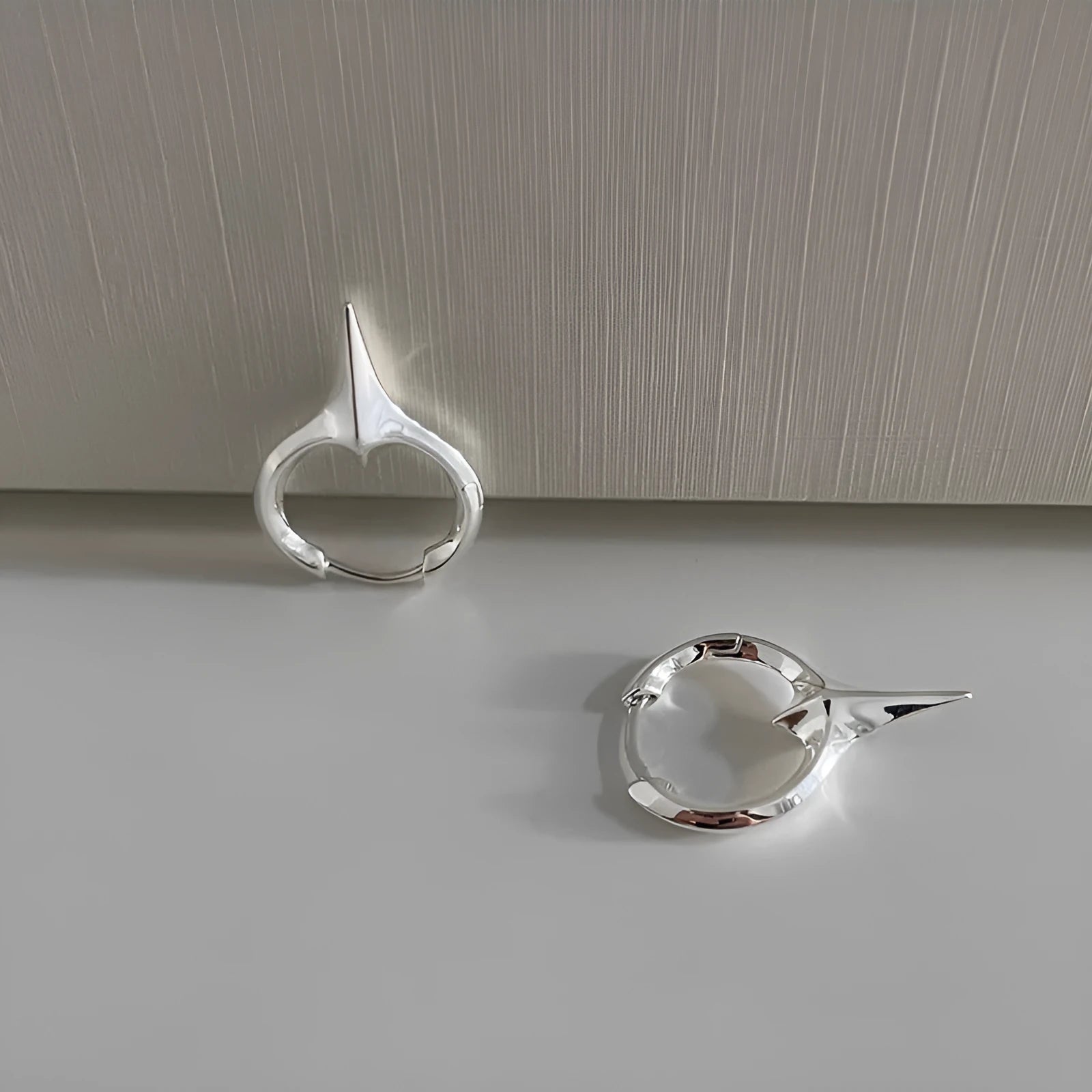 Geometric star ear clips for women with electroplated copper and white gold plating
