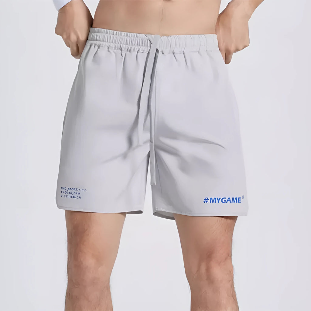 Men's four-point training fitness shorts in polyester spandex fabric available in four colours