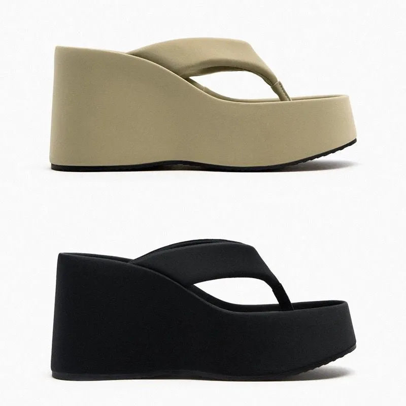 Women’s black cowhide matte leather platform flip-flops with round toe, sizes 35-40