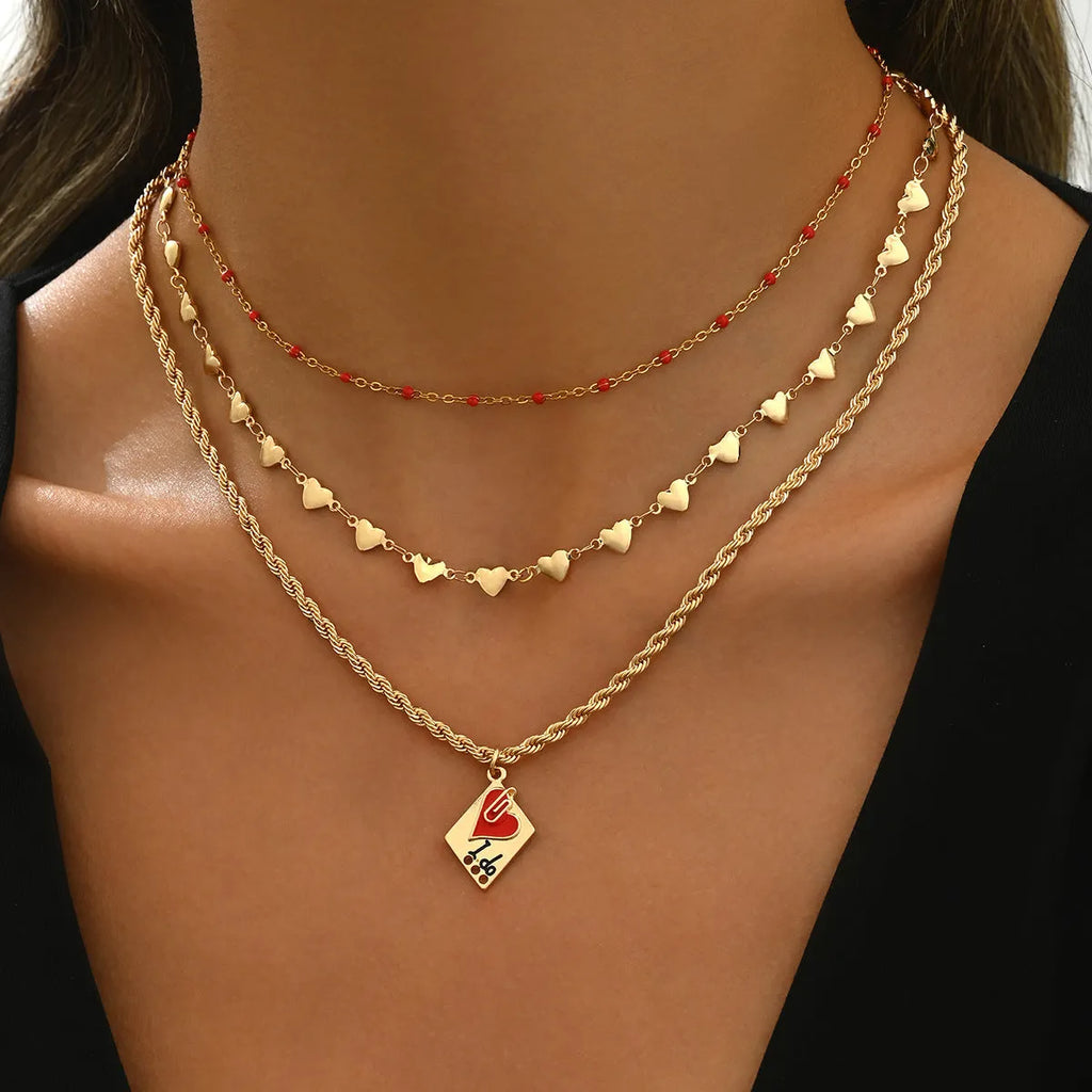Three-layer geometric love pendant on adjustable zinc alloy clavicle chain necklace