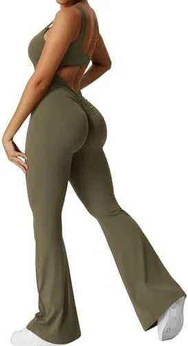 Women's sleeveless flare jumpsuit for yoga and fitness in high-elasticity polyester fabric.