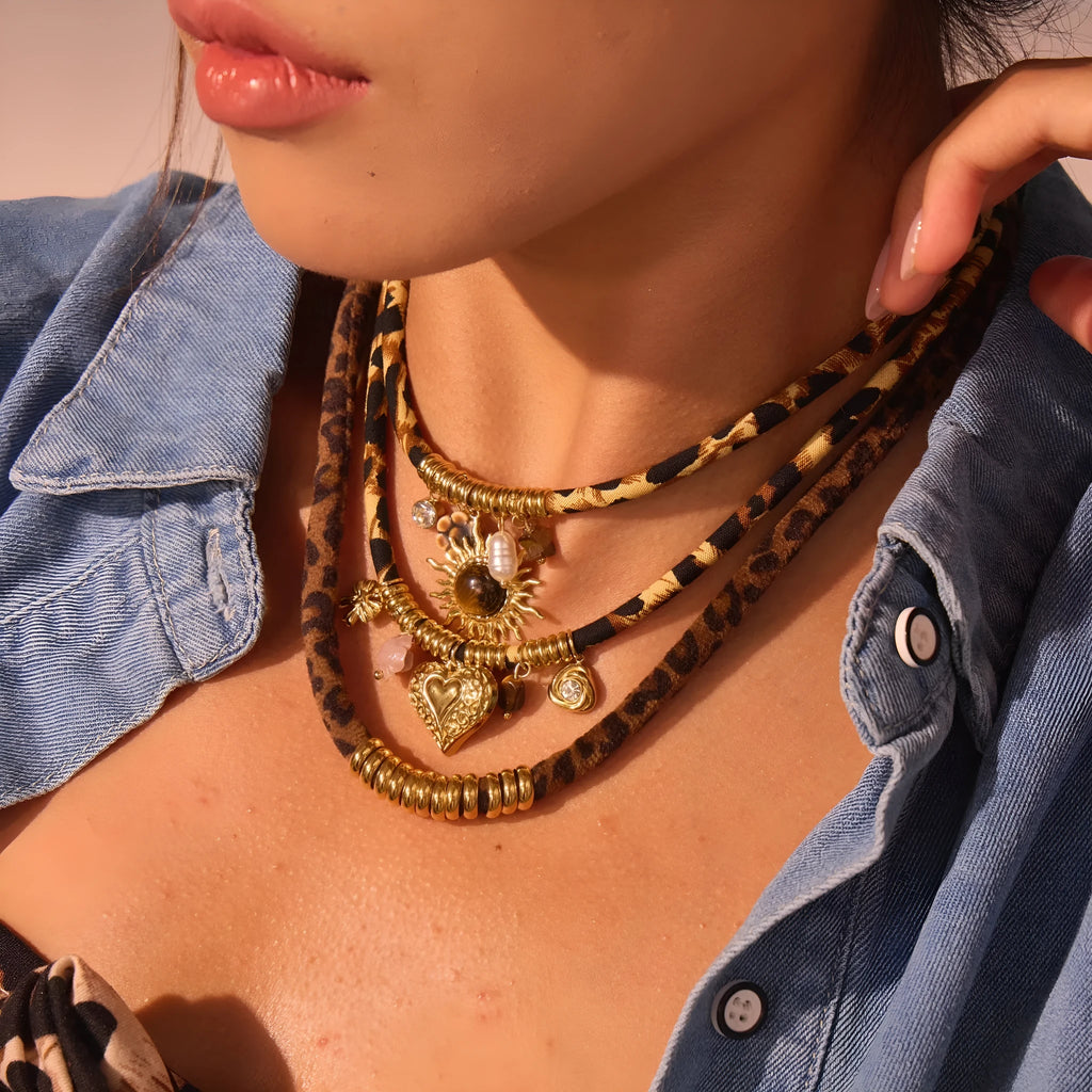 Women's geometric leopard design necklace in stainless steel with gold plating and adjustable chain