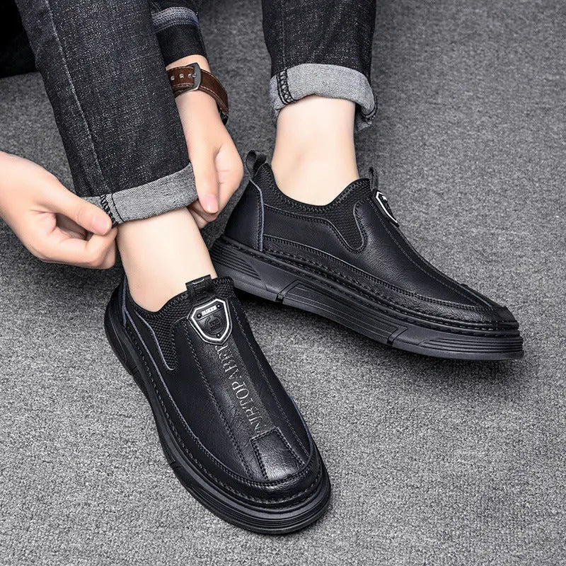 Men's black and brown casual leather shoes with a round toe design
