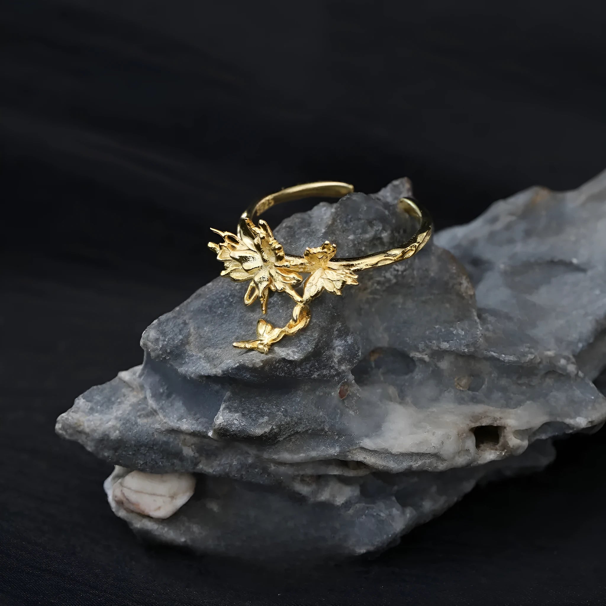 Adjustable silver butterfly ring for women in white gold or 18K gold colour finish.