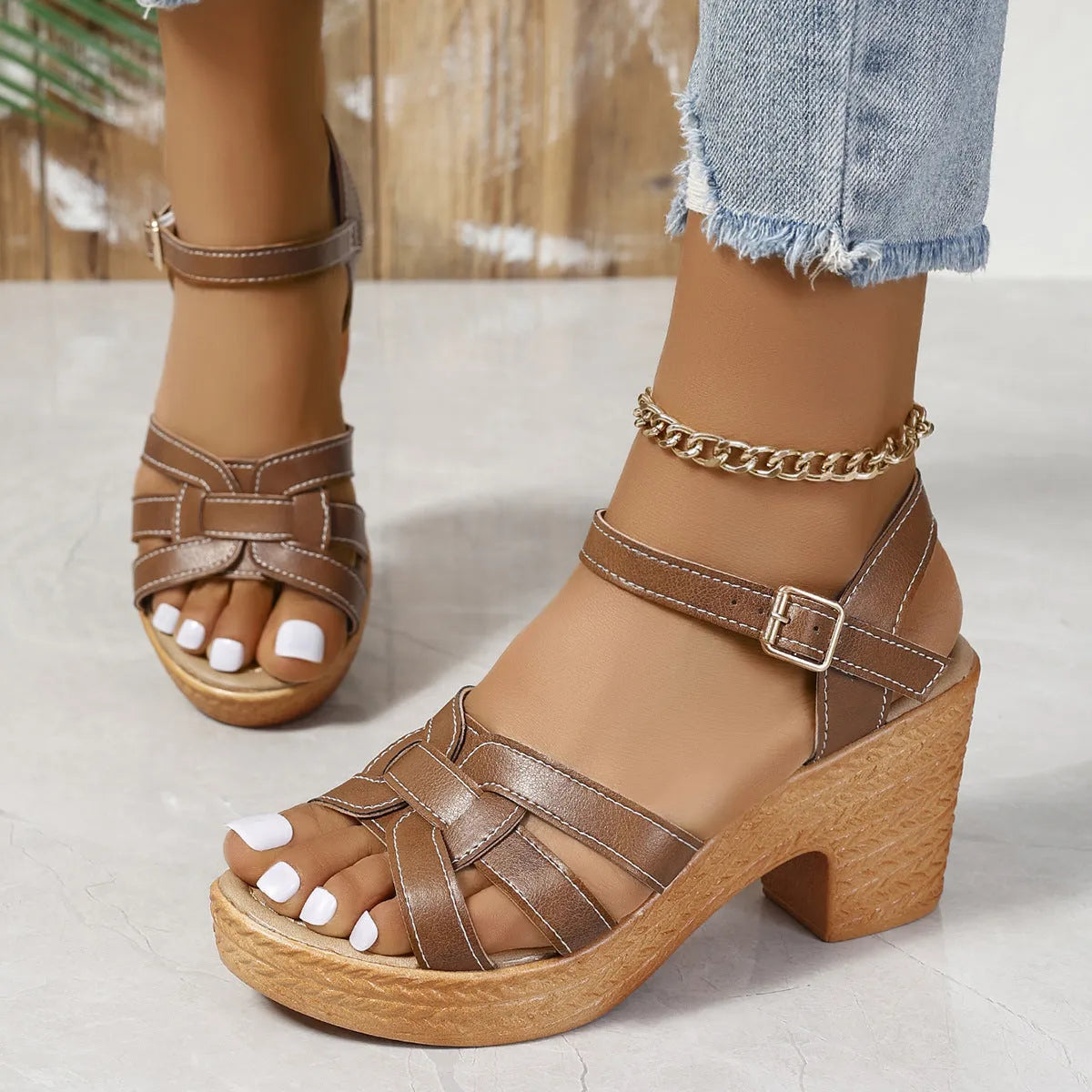 Plus size Roman women's peep toe chunky heel sandals with ankle-strap buckle in black colour