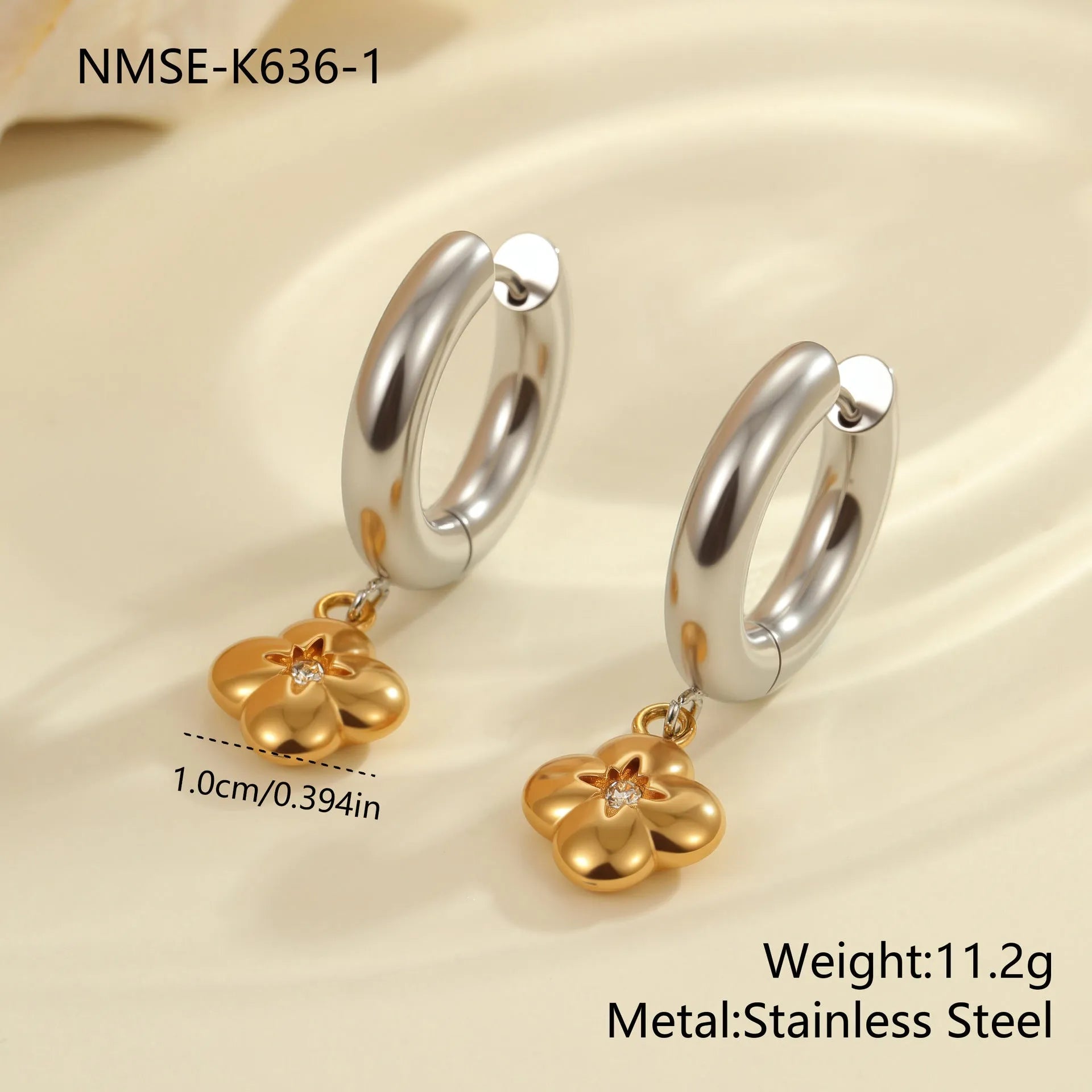 Christmas tree heart earrings in stainless steel with 18K gold electroplating and star designs
