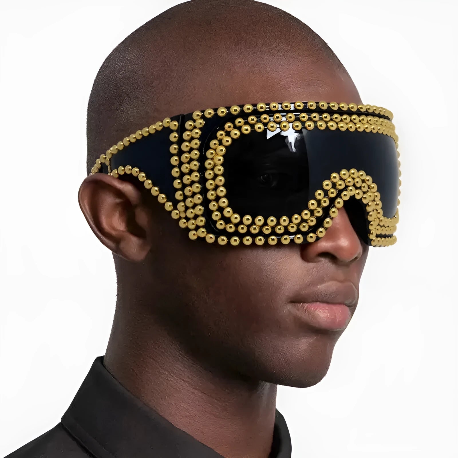 Men's personality punk sunglasses with super large rims and square rivet detailing in silver colour