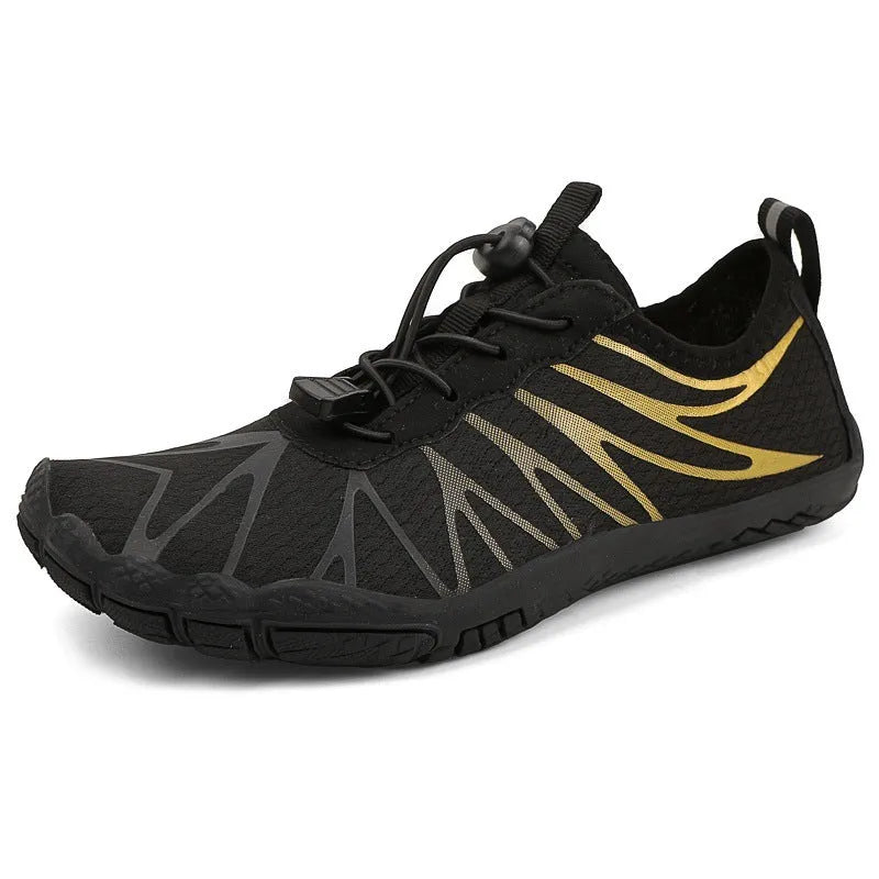 Casual low-top sports shoe with lace-up front in multiple colour options.